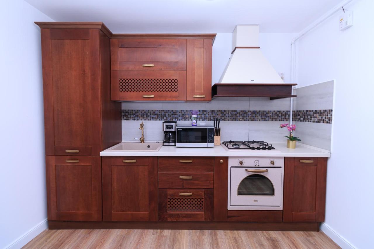 Best View Ap With Parking And 2 Bathrooms Синая Екстериор снимка