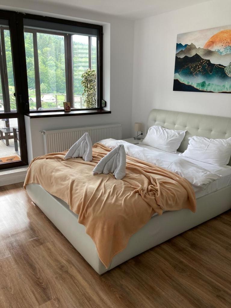 Best View Ap With Parking And 2 Bathrooms Синая Екстериор снимка